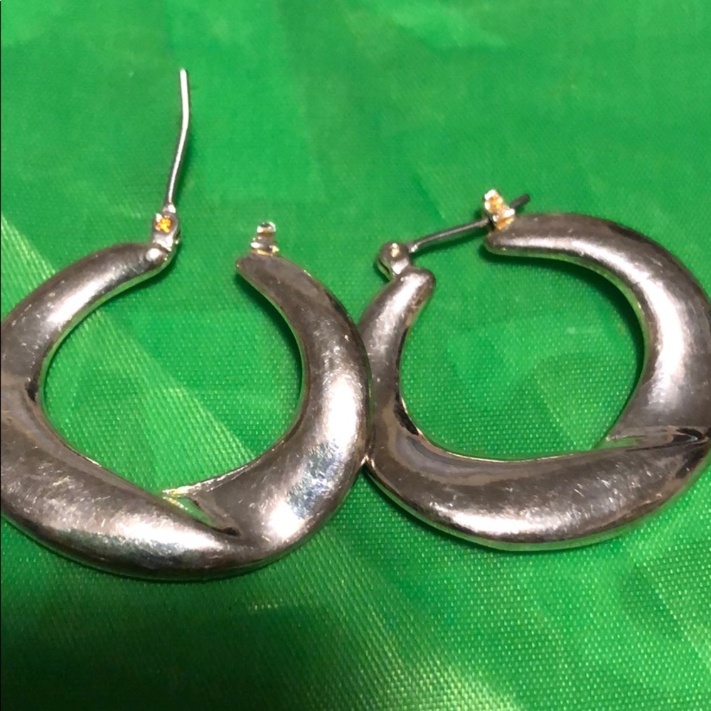 Used silver earrings size 1.0